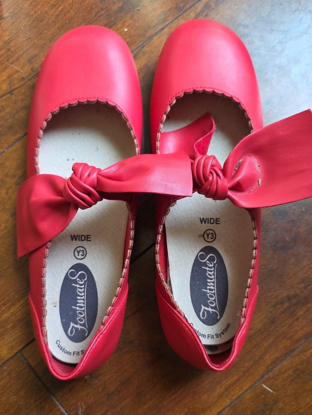 FootMates Red Girls' Mary Jane Bow Wide Fit Shoes